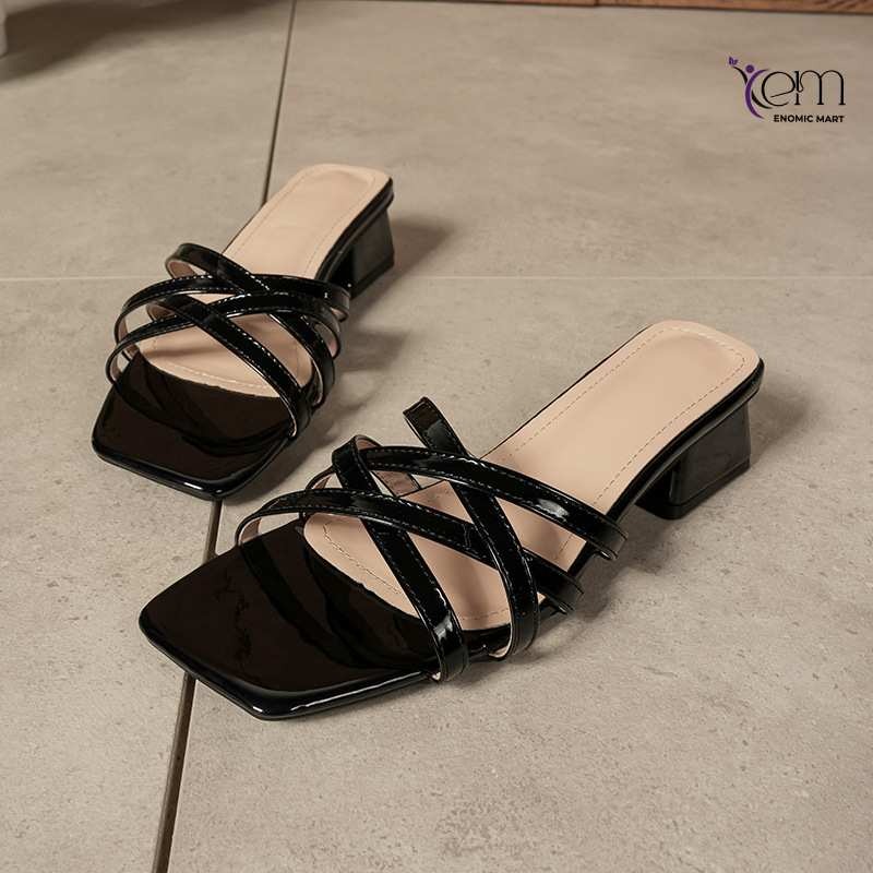 New Chunky Heel Versatile Square Toe Open Toe Sandal thumbnail 2