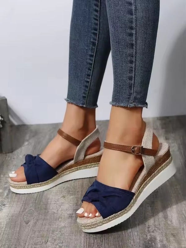 Slope Heel Women's Sandals thumbnail 7