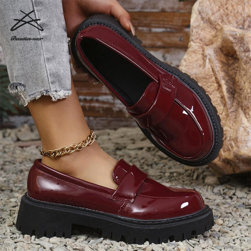Womens Classic PU Leather Business Loafer Shoes thumbnail 3