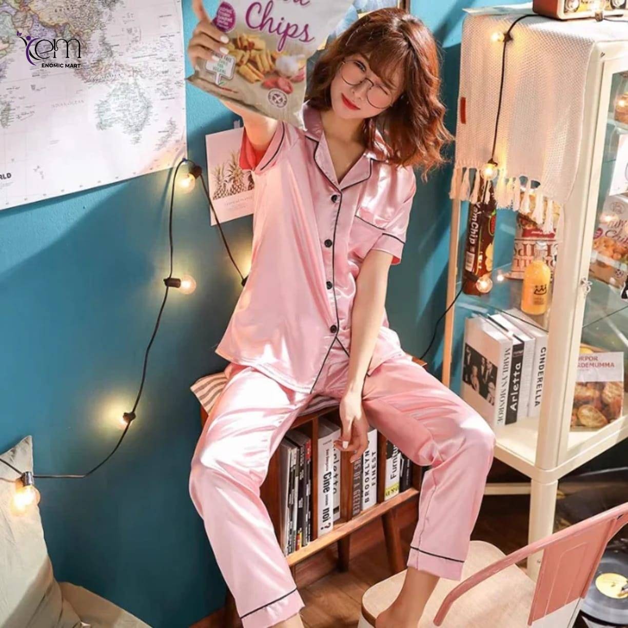 Women's Satin Silk Sleepwear Short Sleeve Pajamas thumbnail 3