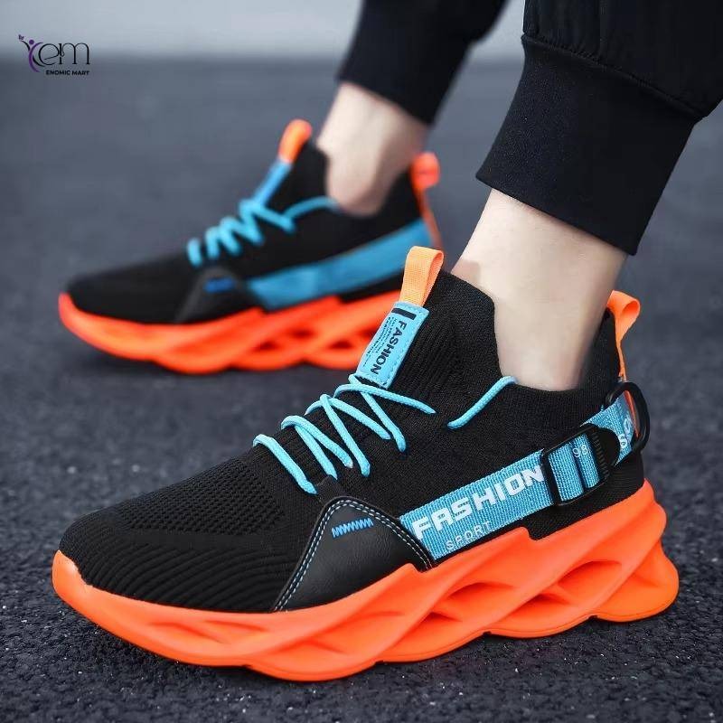 Women and Men Sneakers thumbnail 2