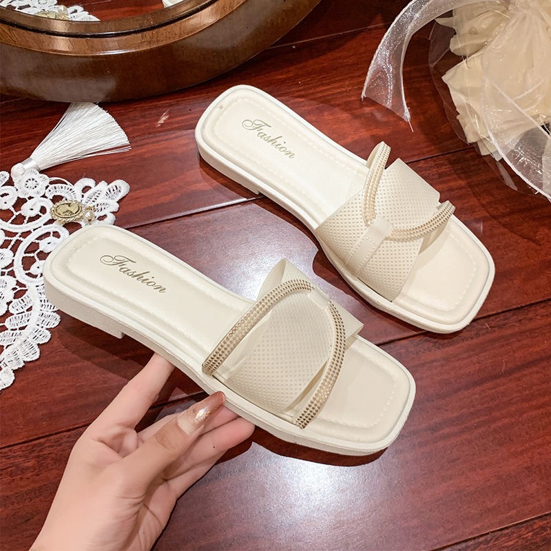 Customizable Summer Beach Slipper thumbnail 2