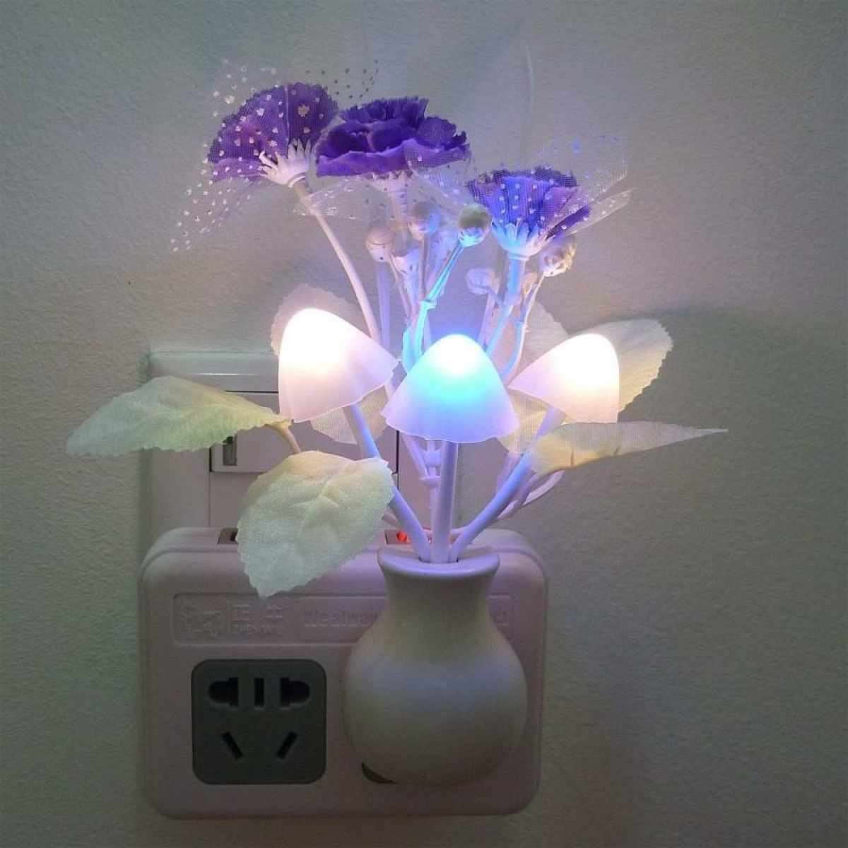 Romantic LED Mushroom Night Light with Auto Sensor – 7 Color Changing Dream Light for Home Decor thumbnail 3