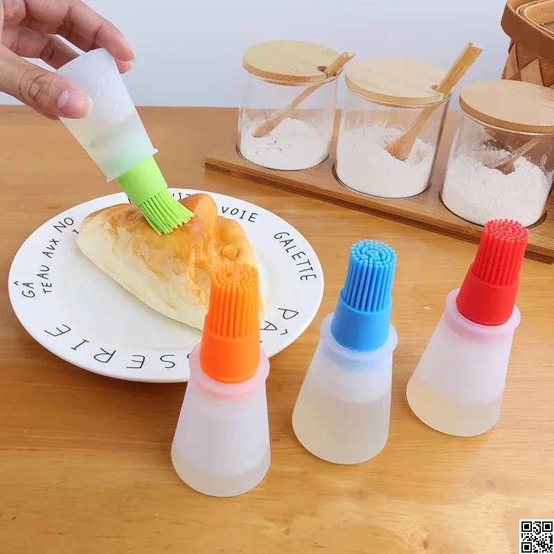 BBQ Oil Brush Bottle – Silicone Basting Brush with Oil Dispenser thumbnail 2