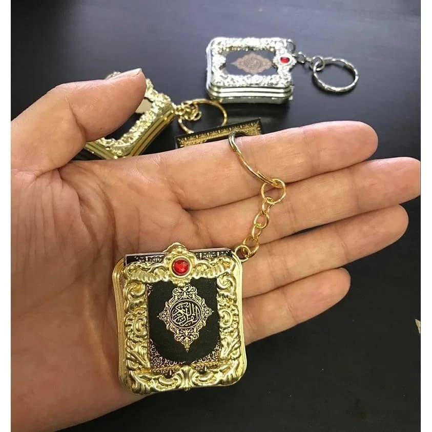 Mini Quran Sharif Keychain – Complete 30 Juz Pocket-Sized Keyring with Golden Cover thumbnail 4