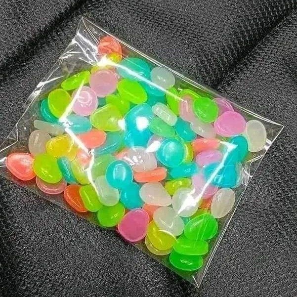 100pcs Luminous Glow Pebbles – Colorful Radium Stones for Garden & Aquarium Decor