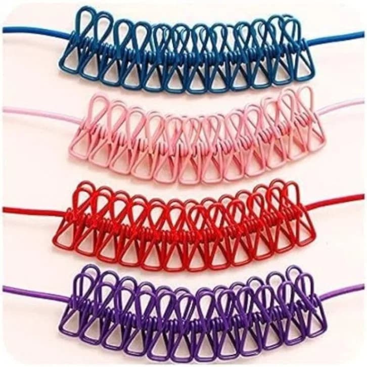 Elastic Clothes Drying Rope with 12 Clips – Portable Travel Cloth Line thumbnail 5
