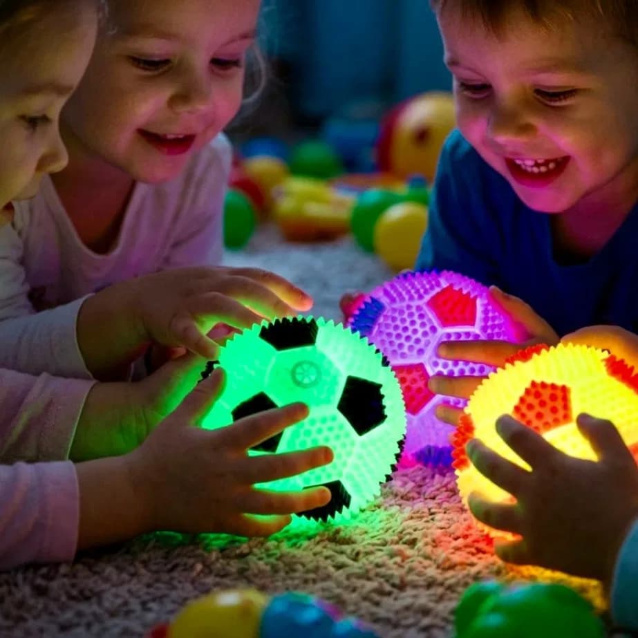 Flashing Ball, Spicky Squeeze Sound Bouncing Ball with Flashing LED Lights-Kids Ball Toy thumbnail 3