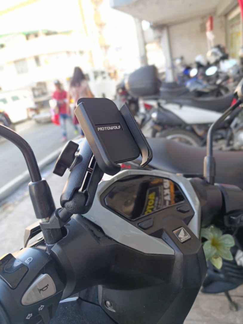 Motowolf V3 Mobile Phone Holder for Bike Mirror Mount - 360 Degree Rotation Shield Design thumbnail 5