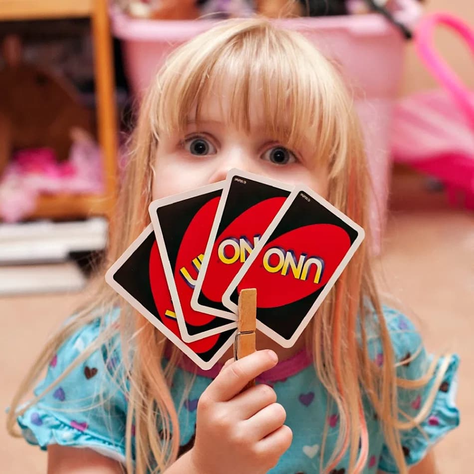 UNO Card Game – Number 1 for Family Fun thumbnail 5