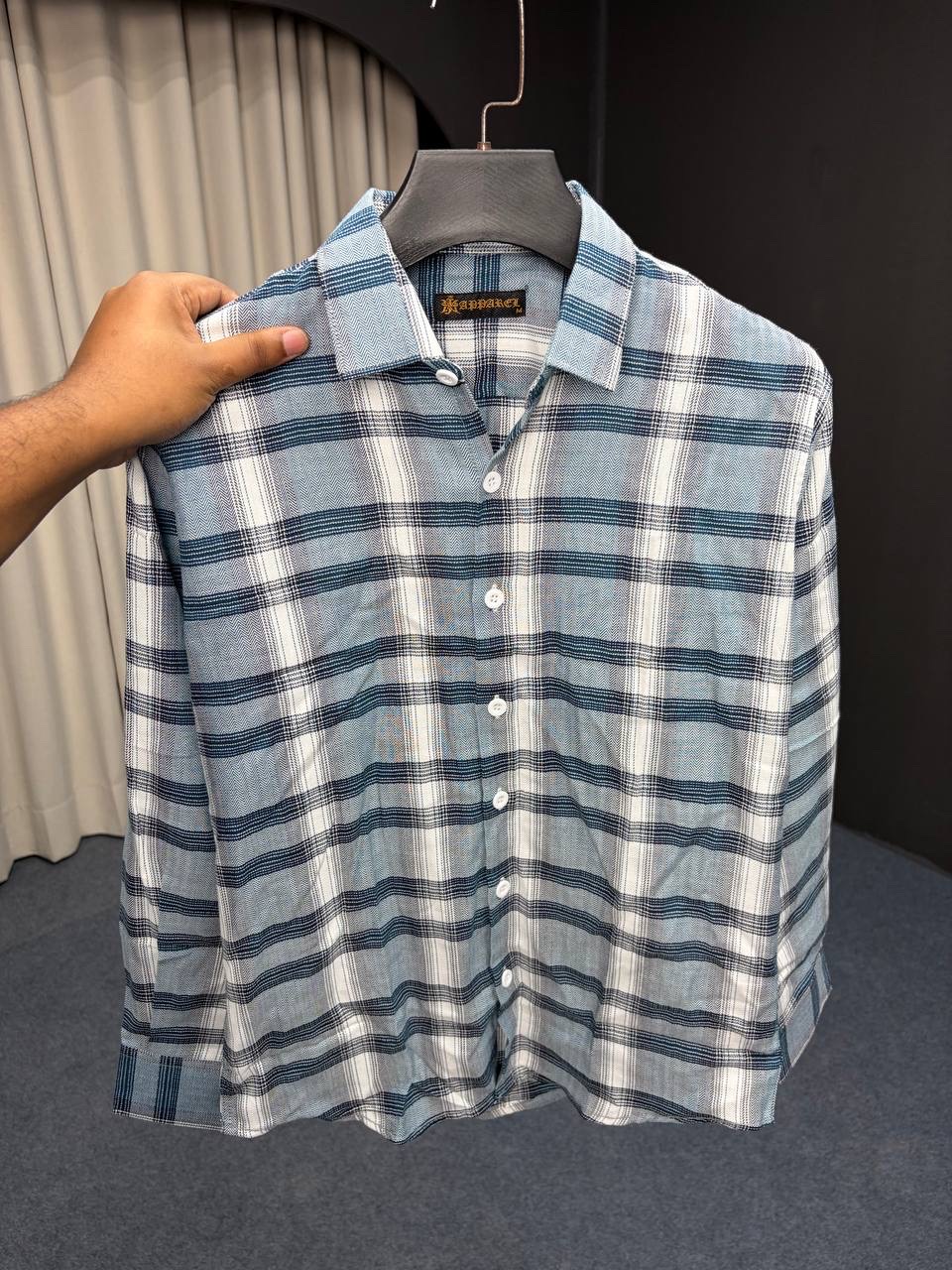 Check-shirt