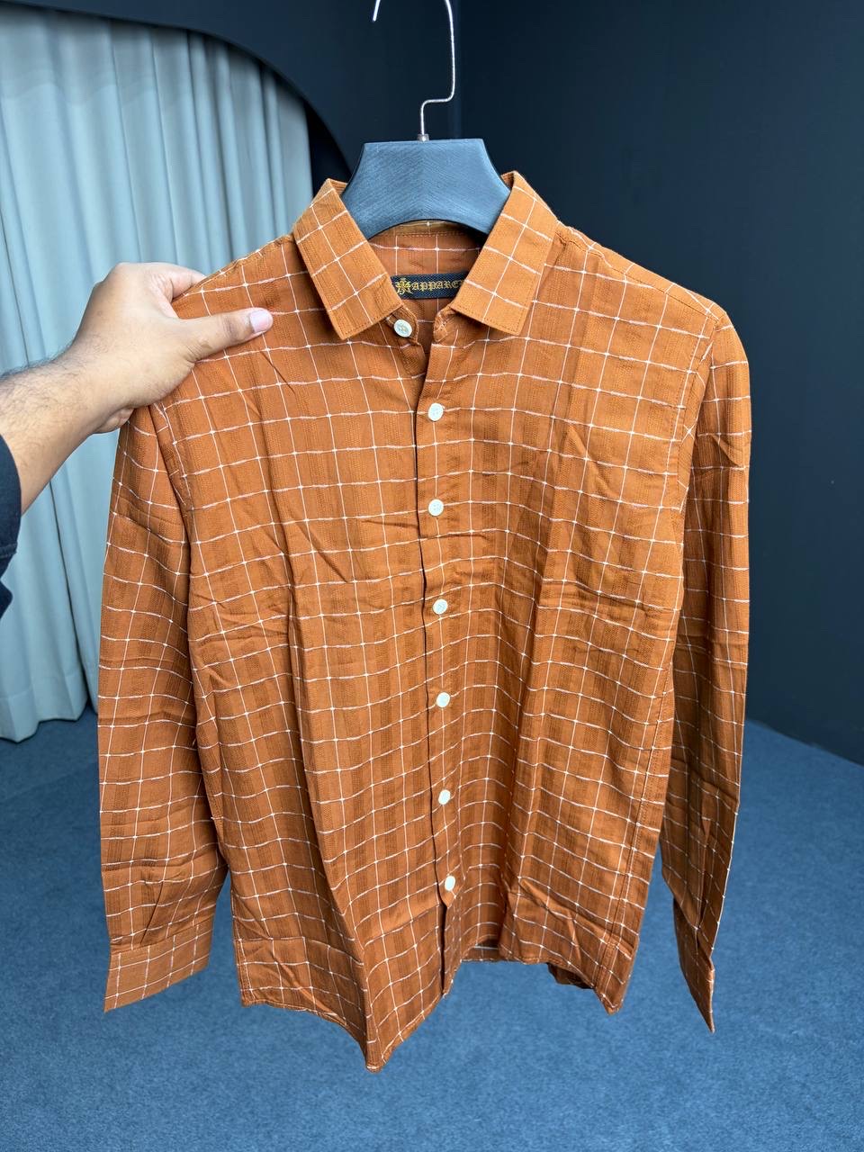 Check-shirt