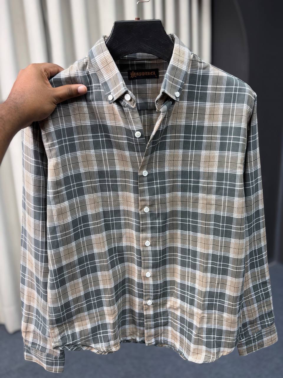 Check-shirt