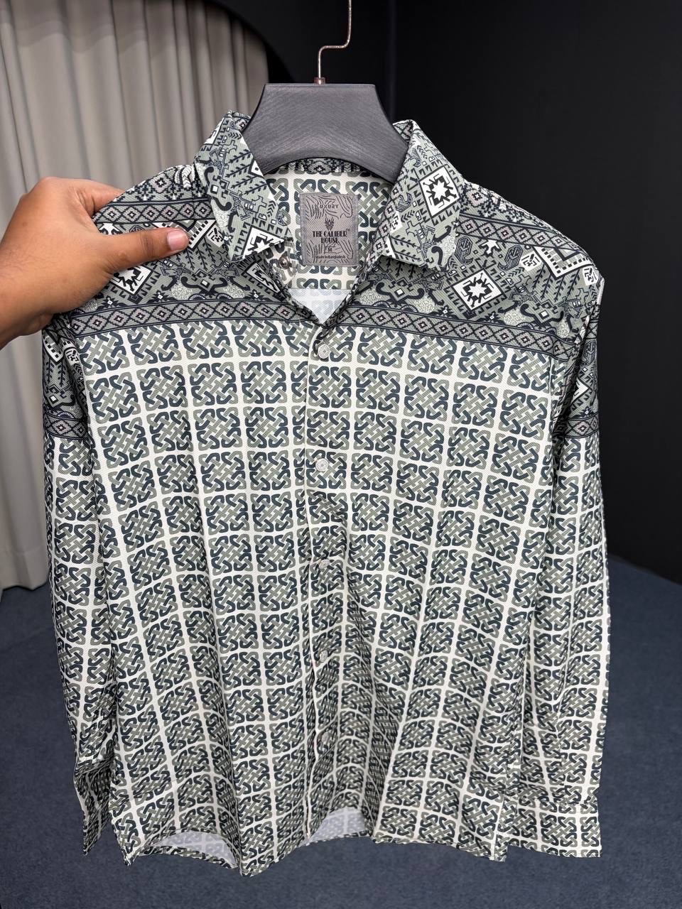 Full-shirt