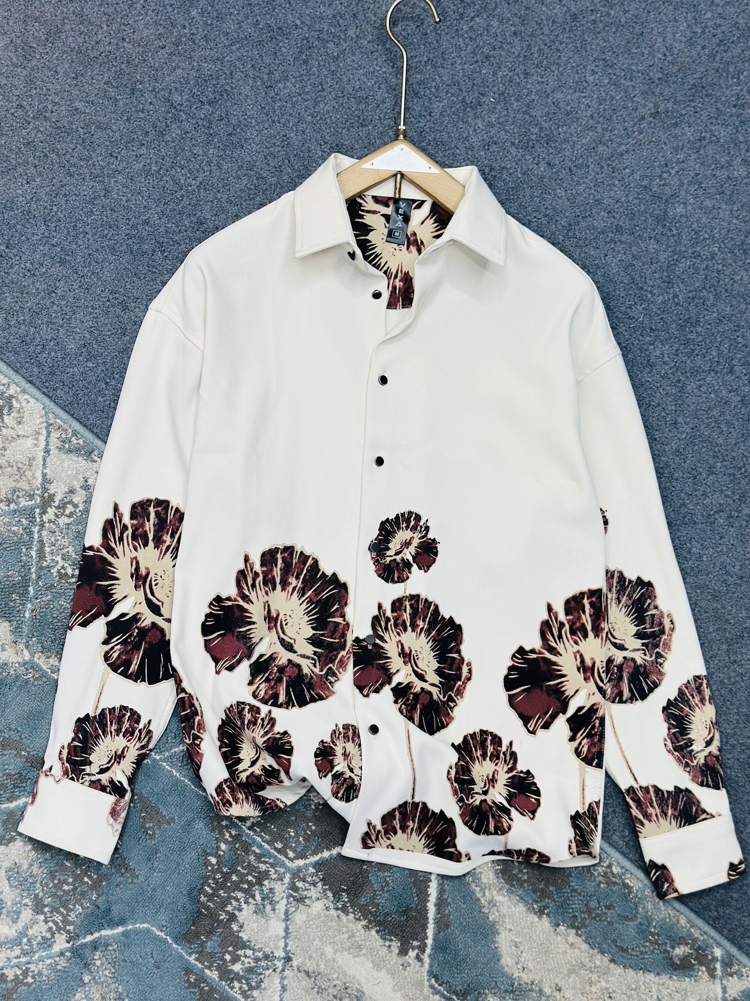 Full-shirt