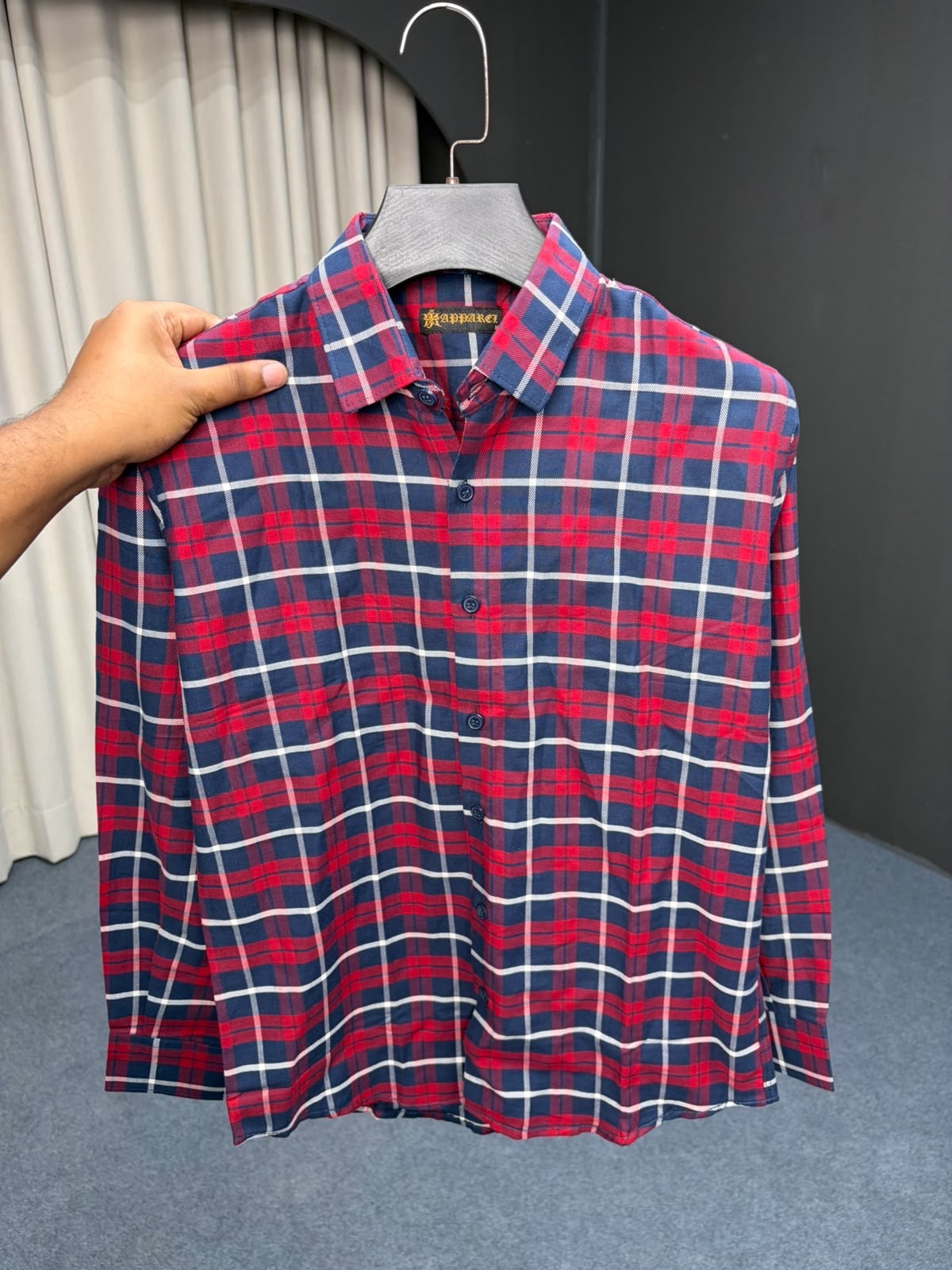Check-shirt