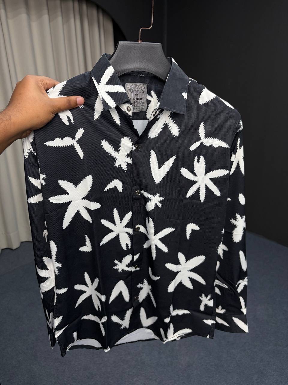 Full-shirt