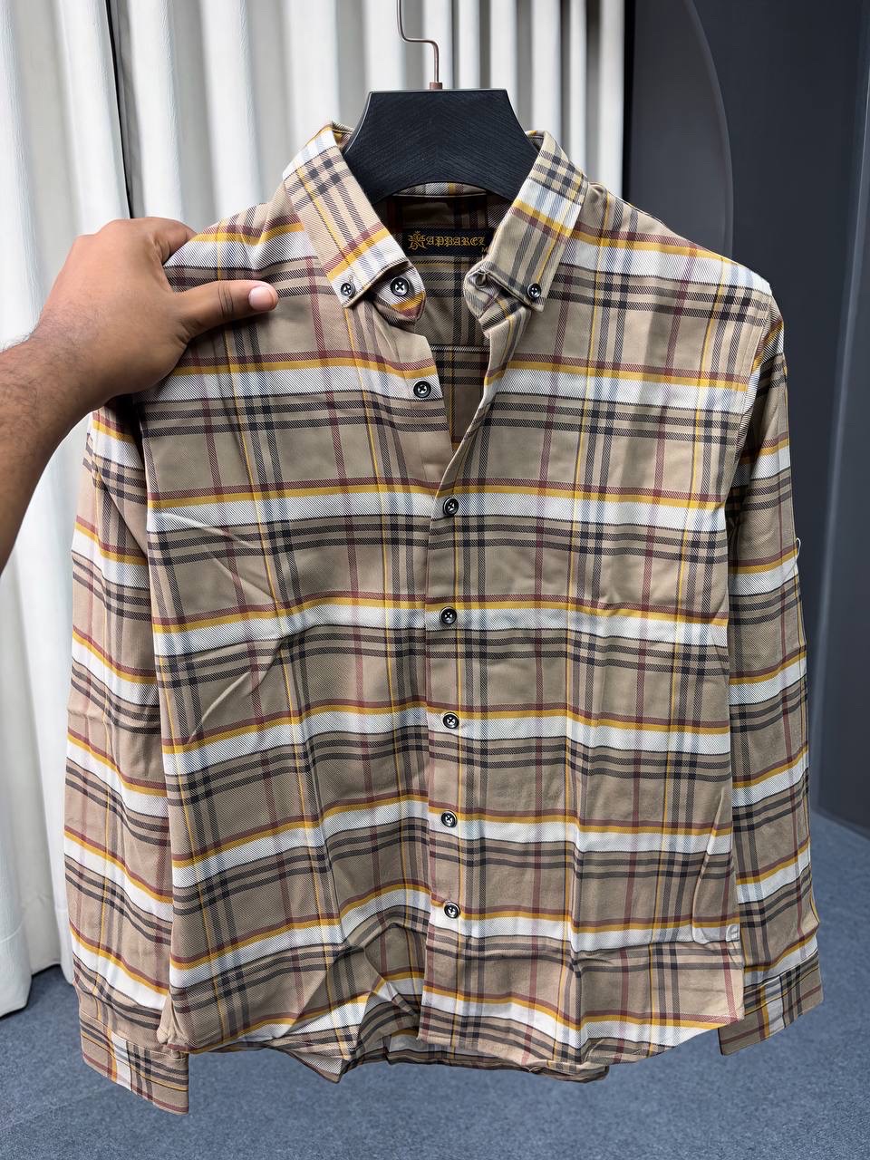 Check-shirt