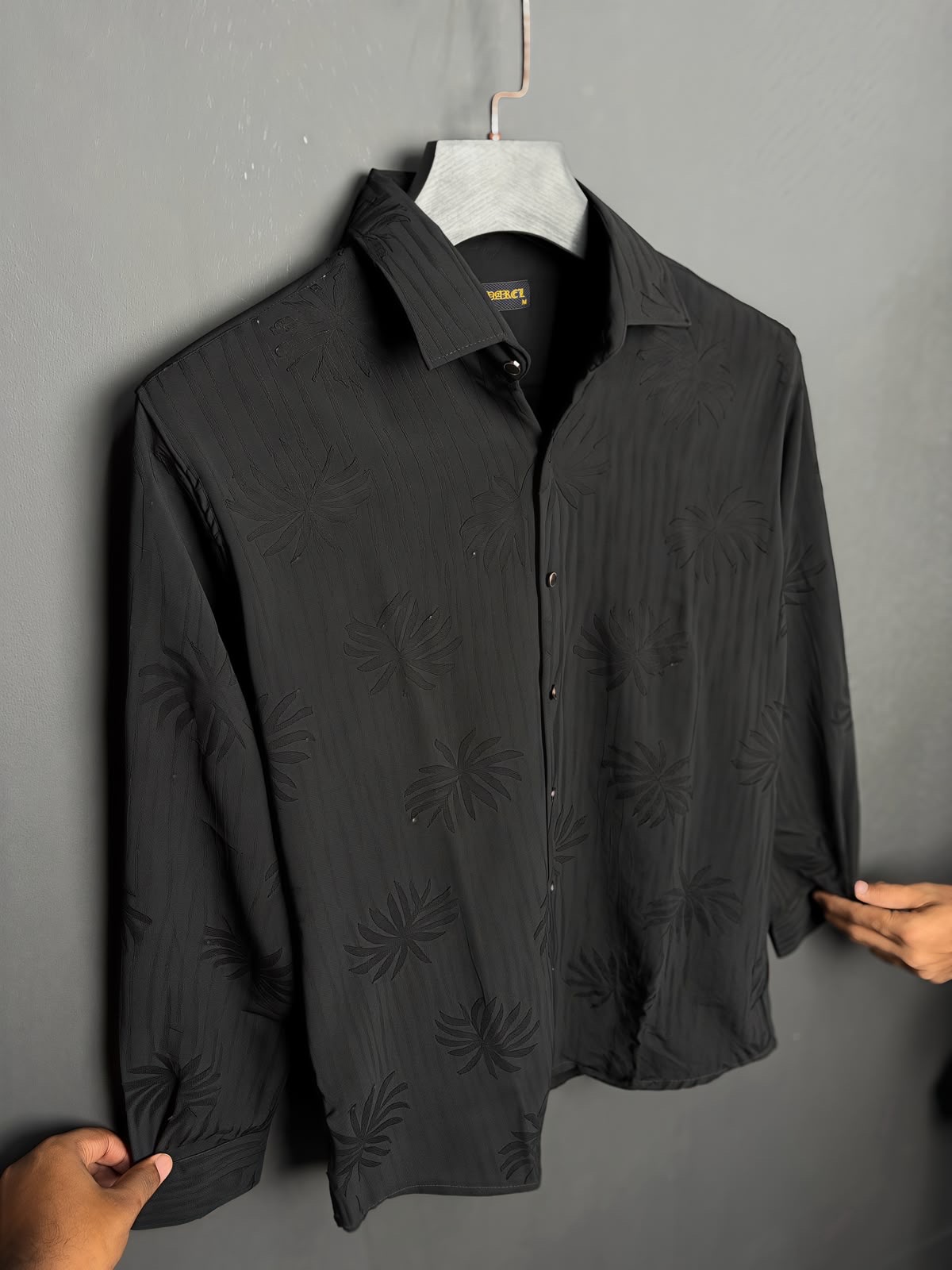 Full-shirt