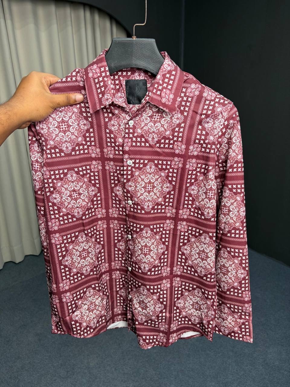 Full-shirt