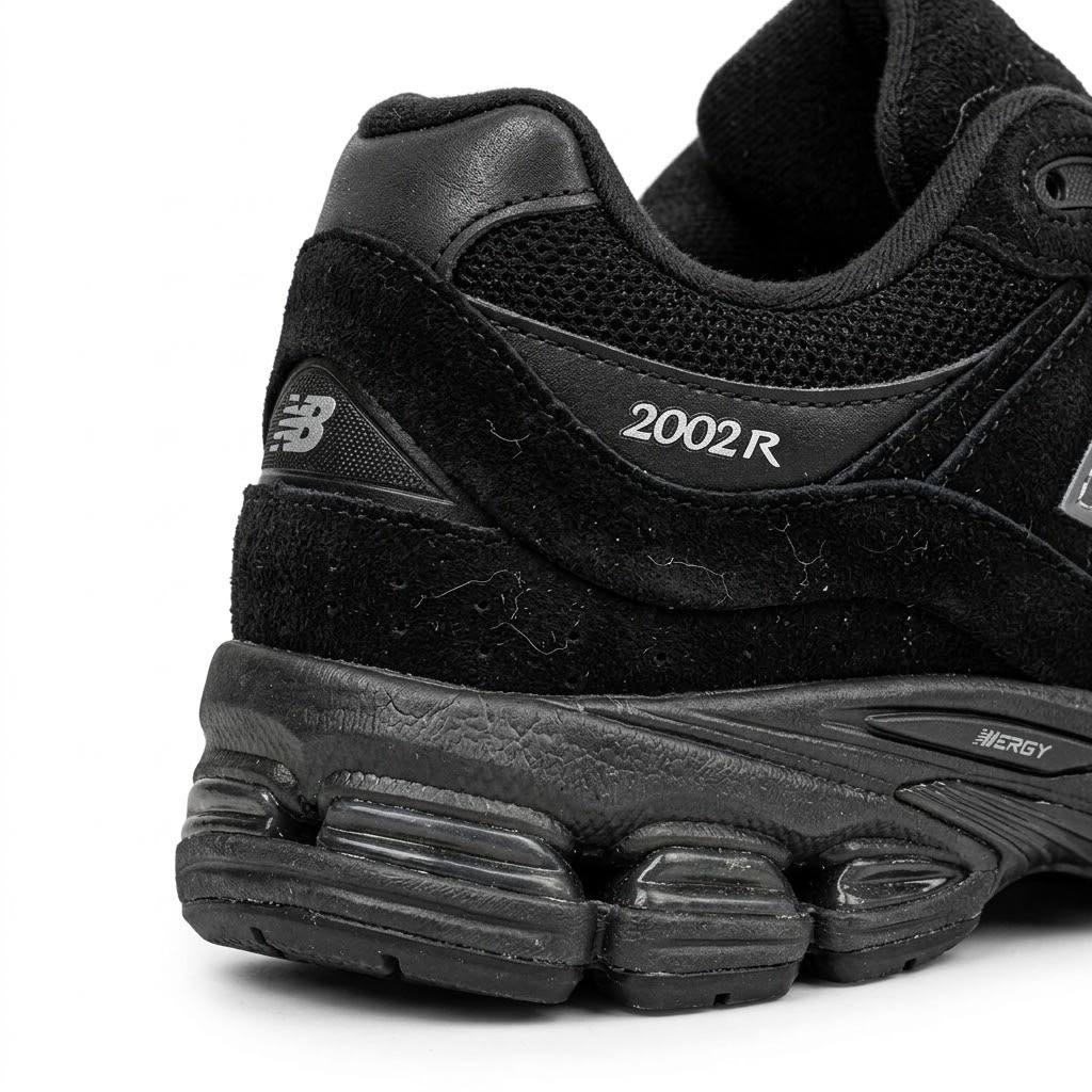 NB 2002r Dark Grey thumbnail 7