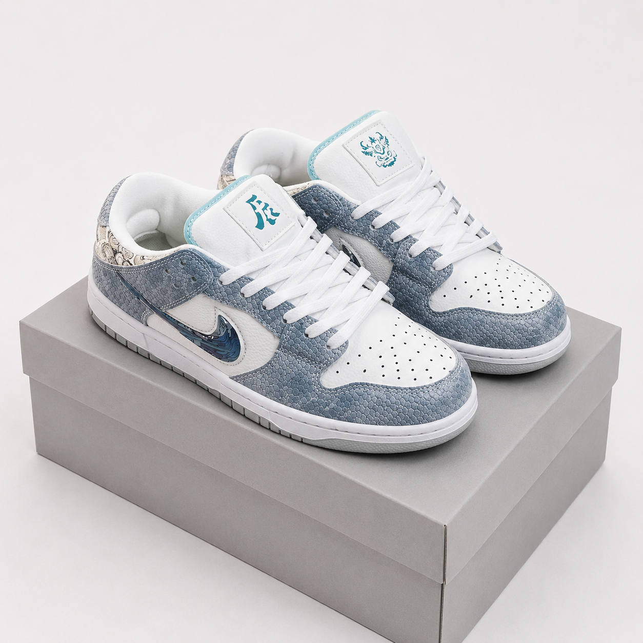 SB Dunk Dragon