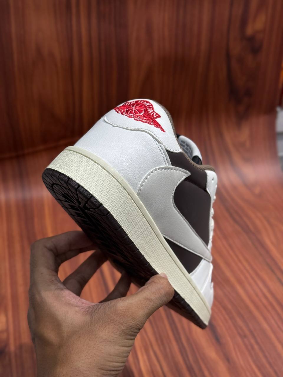 Travis Scott Reverse Mocha thumbnail 4