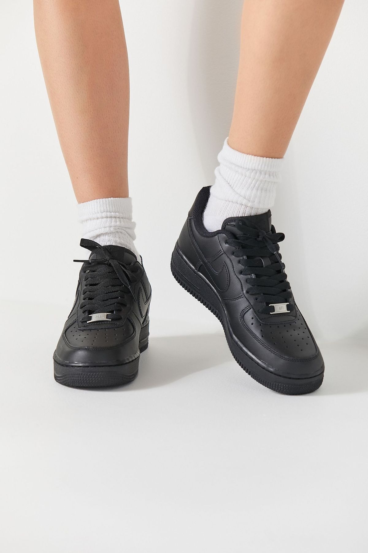 AF1 - Full Black thumbnail 4