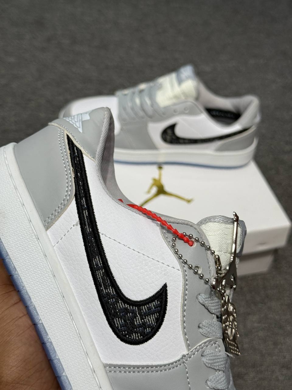 AJ1 Dior Low thumbnail 3