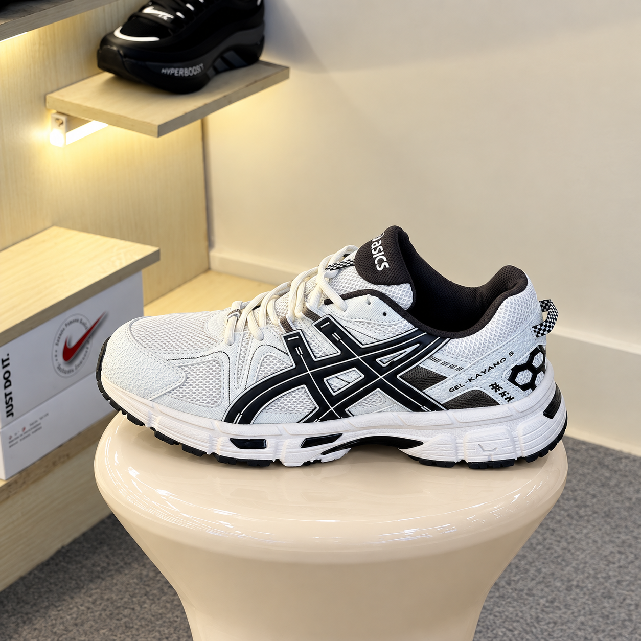 Asics Gel Brown