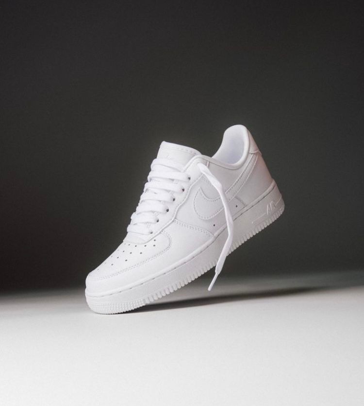 AF1 Tripple White thumbnail 2