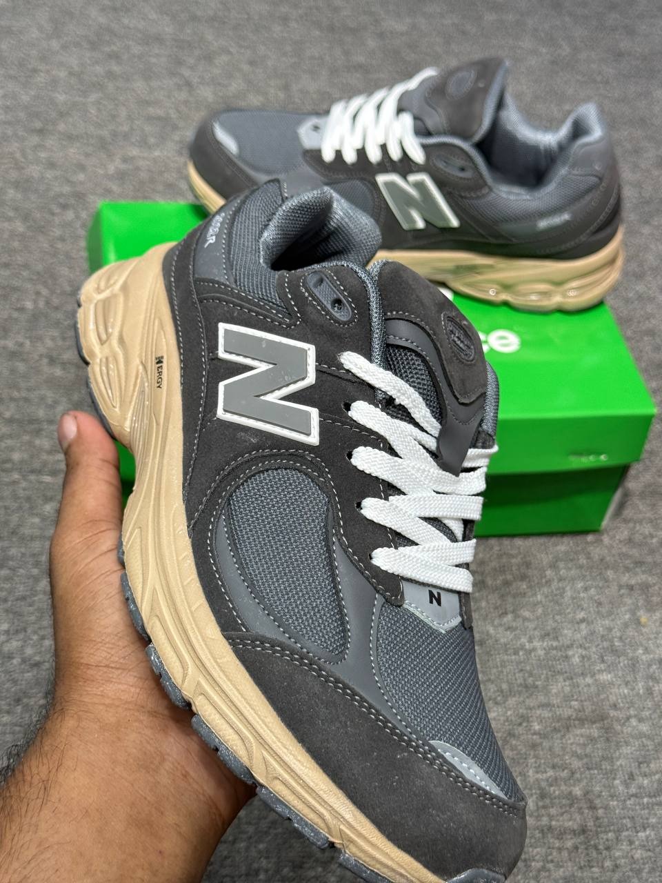 NB 2002r Deep Grey thumbnail 5