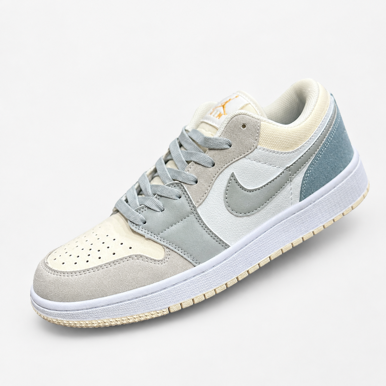 AJ1 Low Paris