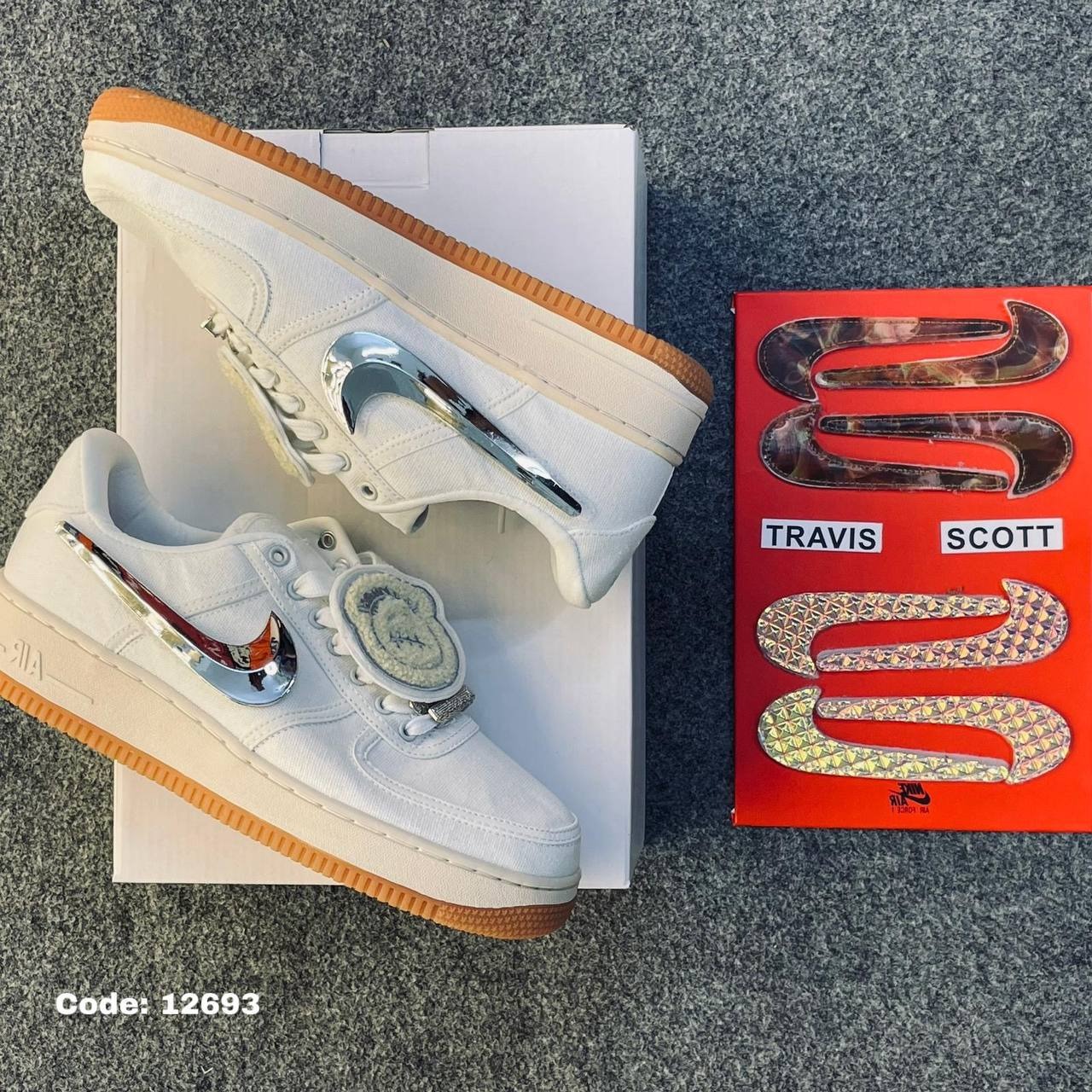 AF1 Travis Biege