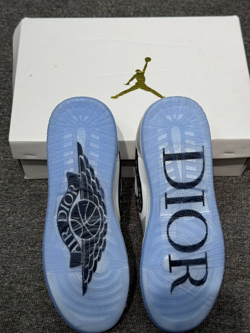 AJ1 Dior Low thumbnail 6