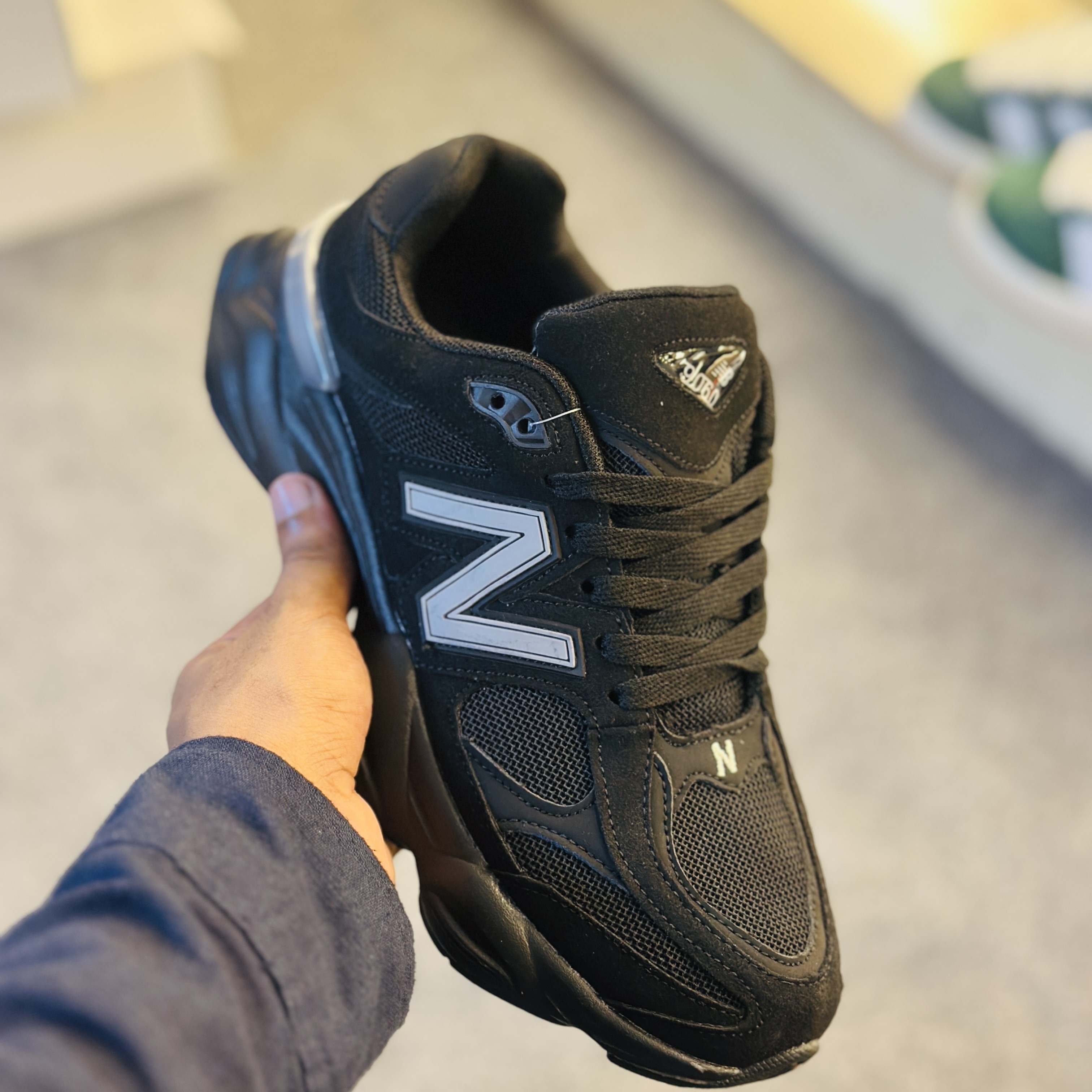 NB Deep Black thumbnail 4