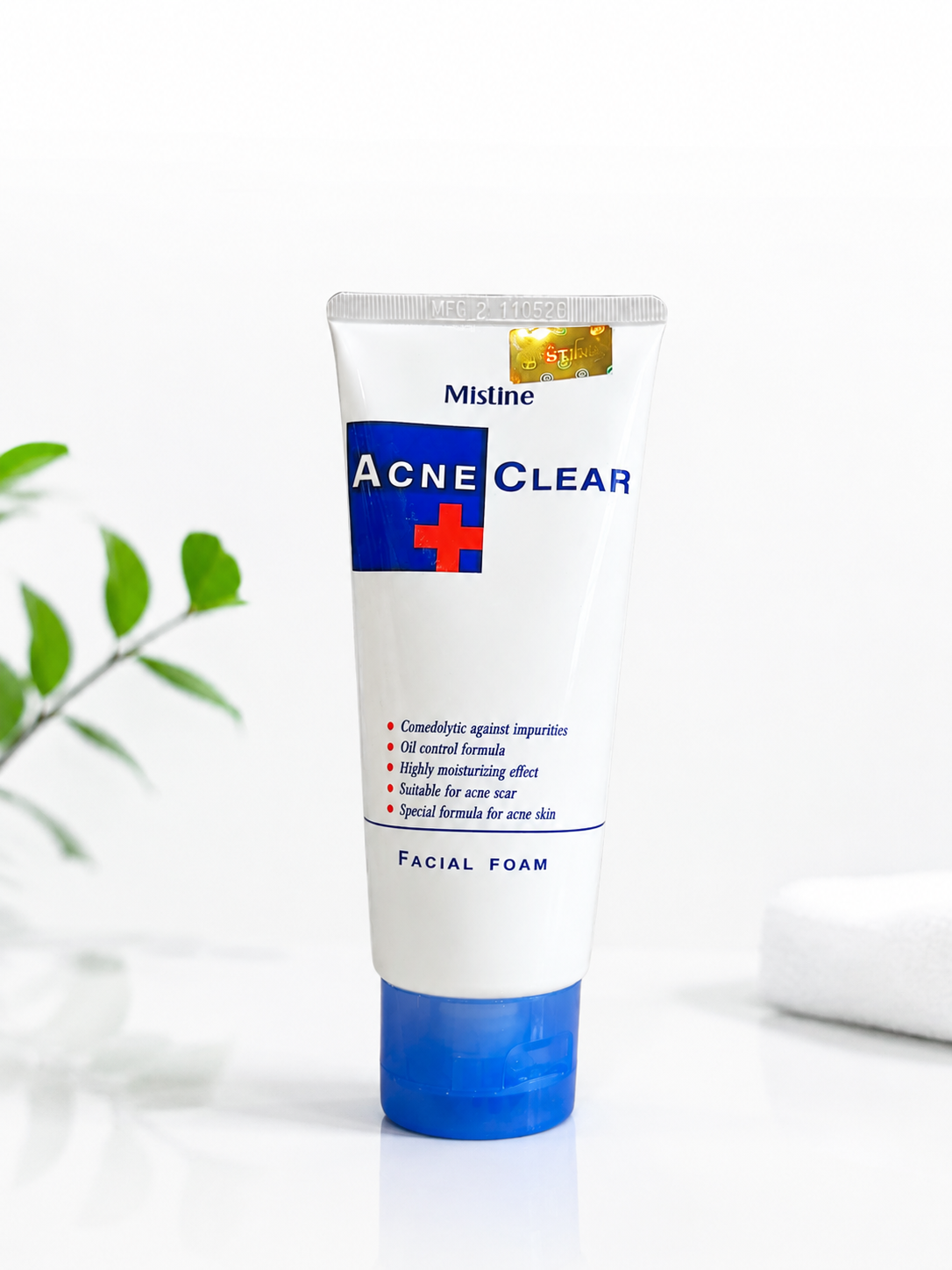 Mistine Acne Clear Facial Foam – Oil Control Face Wash for Acne-Prone Skin