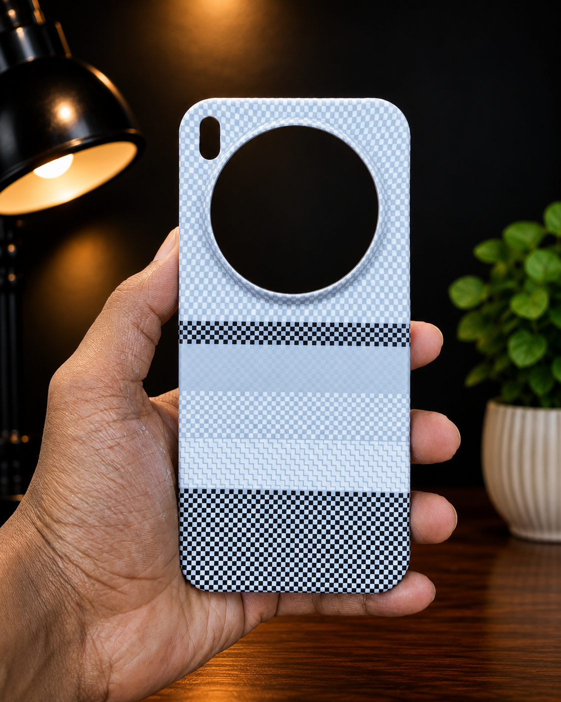 carbon case_img_1