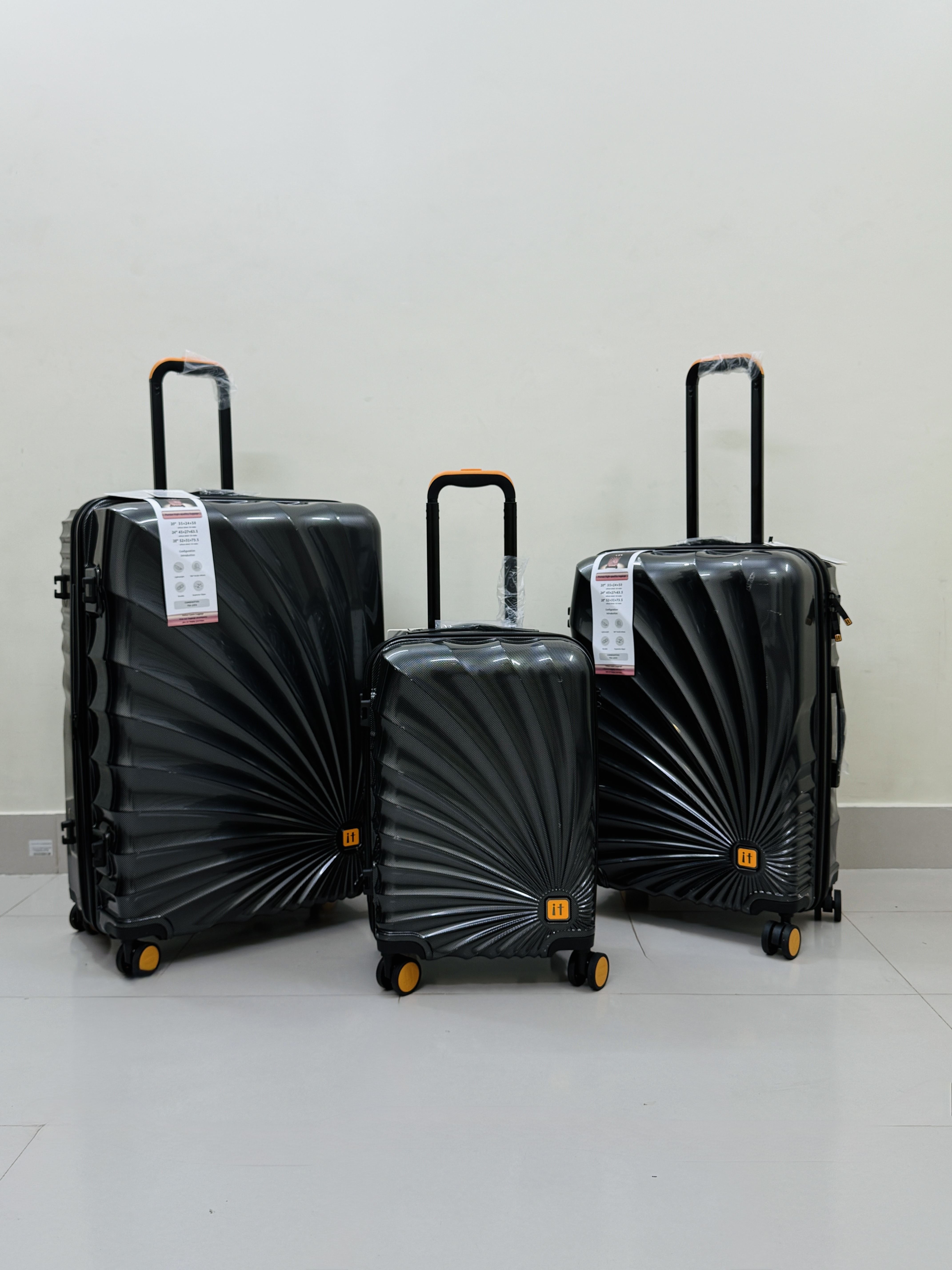 20,28 it luggage