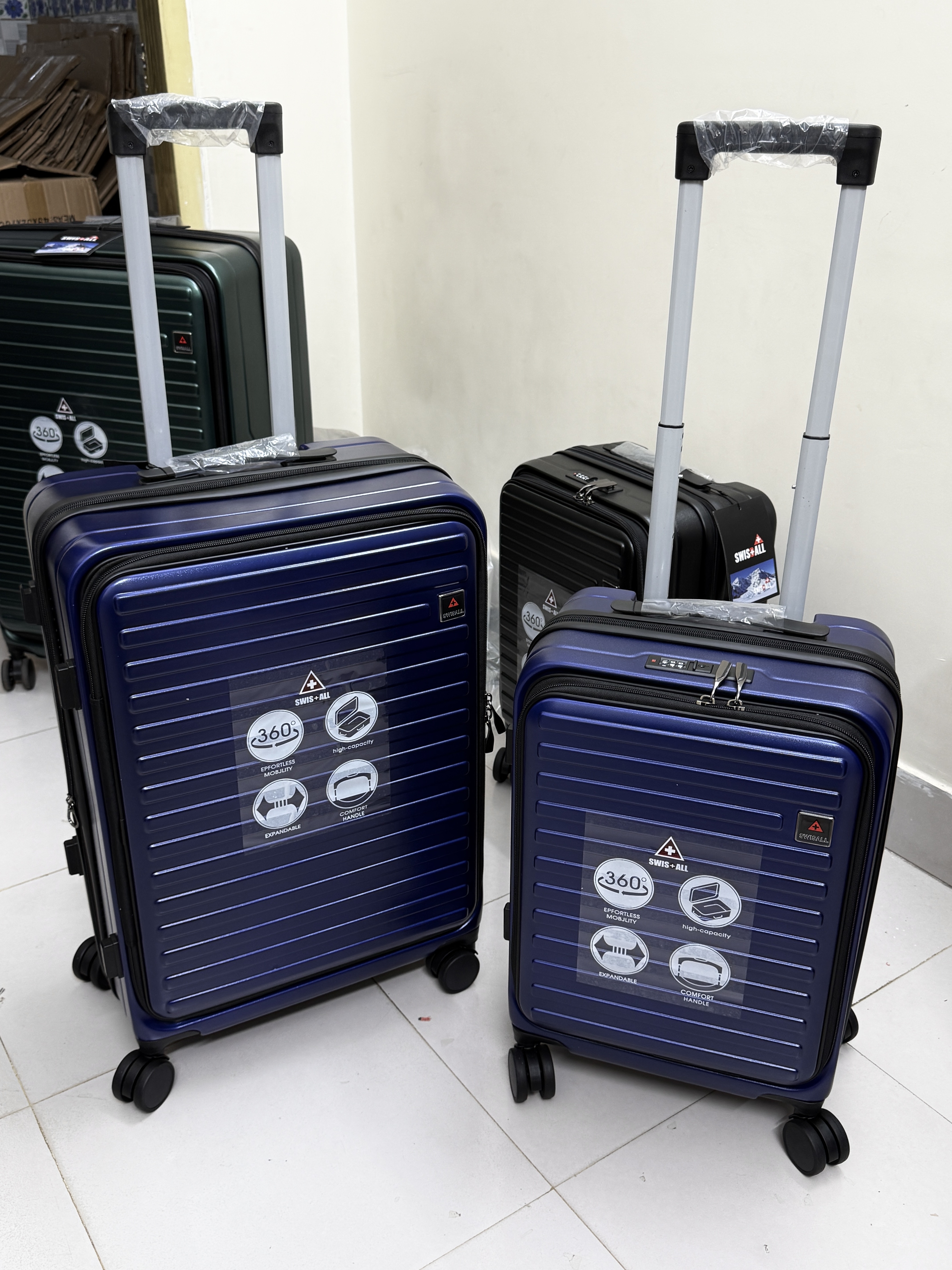 front open 20 inchi luggage_img_1
