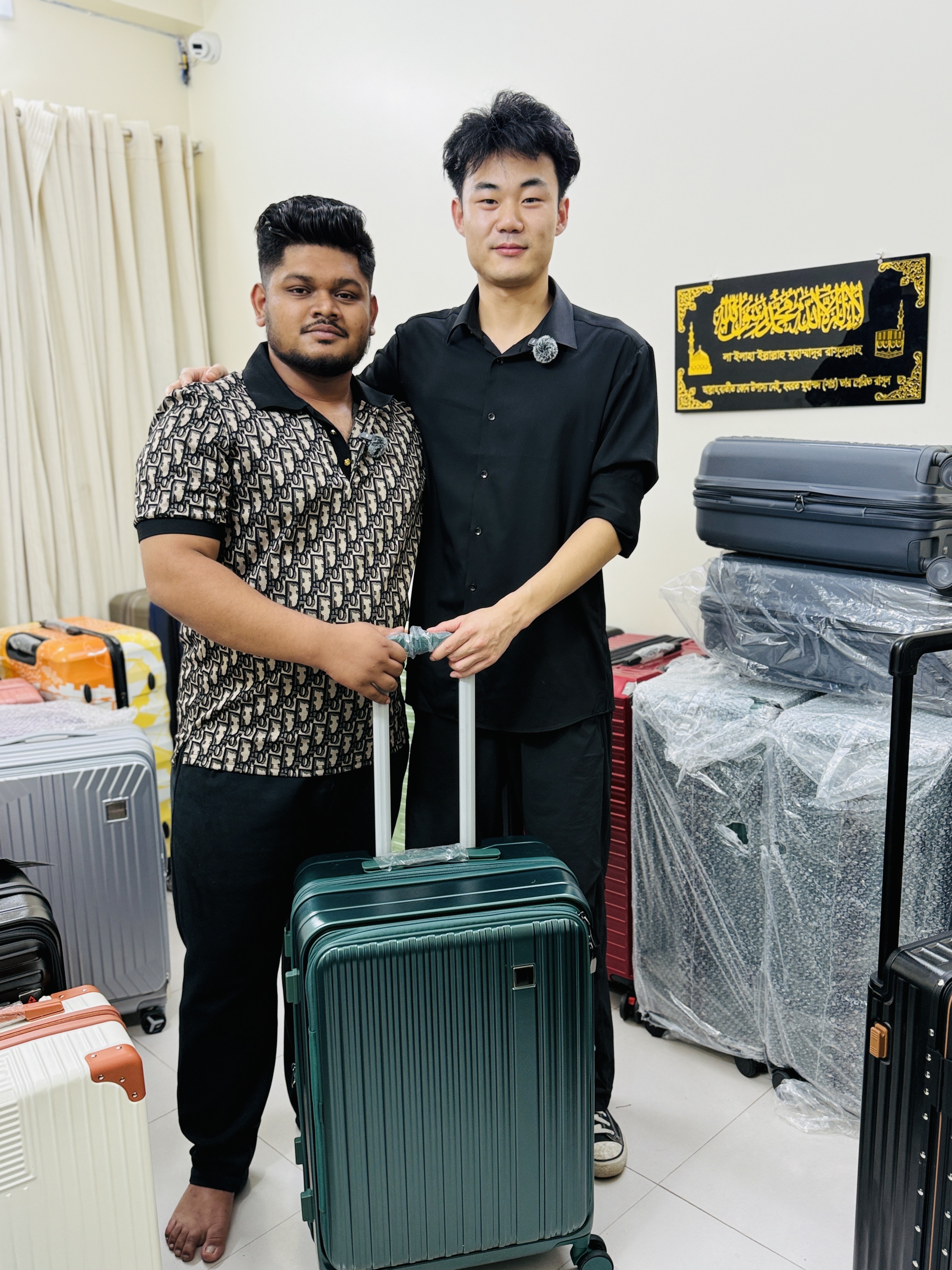 ফ্রন্ট ওপেন লাগেজ 4 টি আকর্ষনীও কালার_img_4
