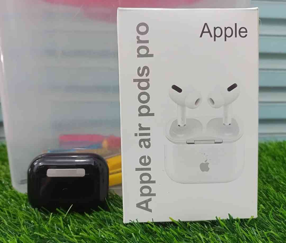 🎧 Apple AirPods Pro – Stylish Design & Clear Sound thumbnail 2