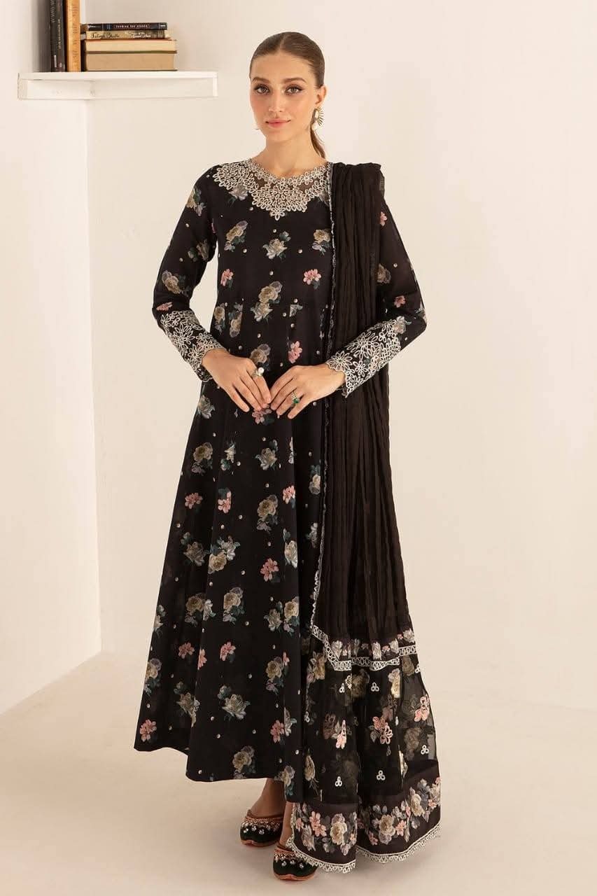 BAROQUE BLACK FLORAL