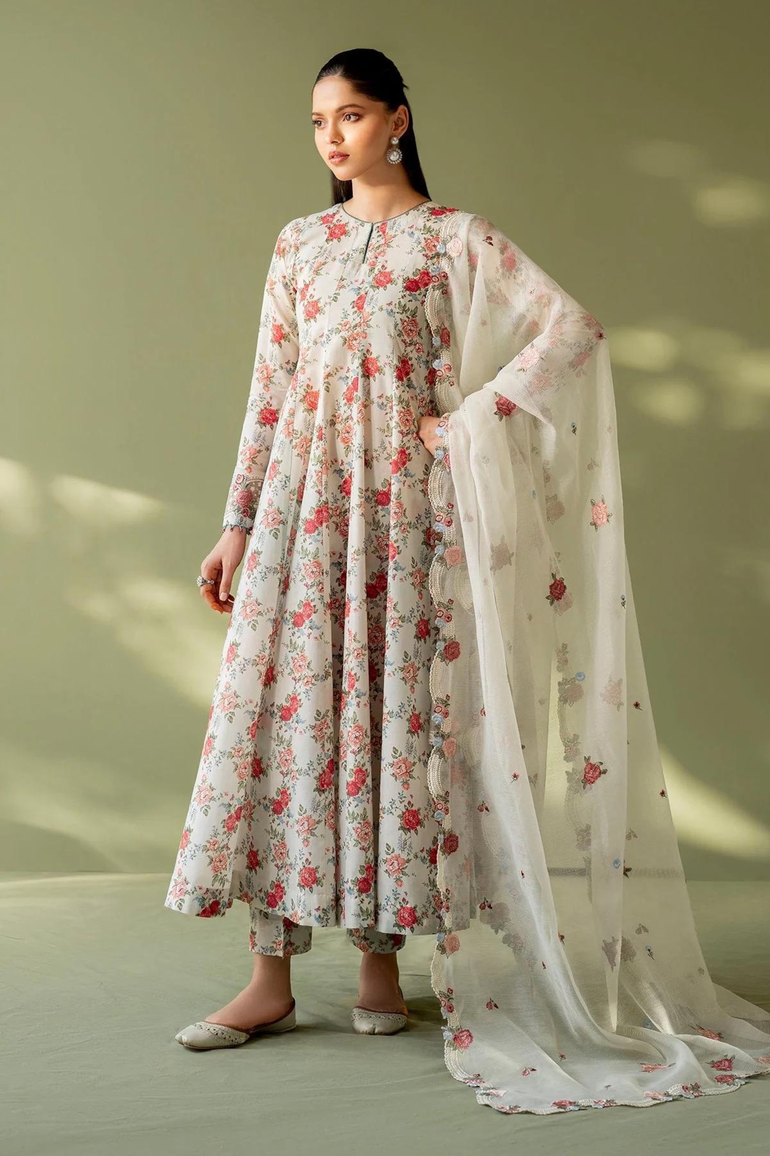 BAROQUE FLORAL