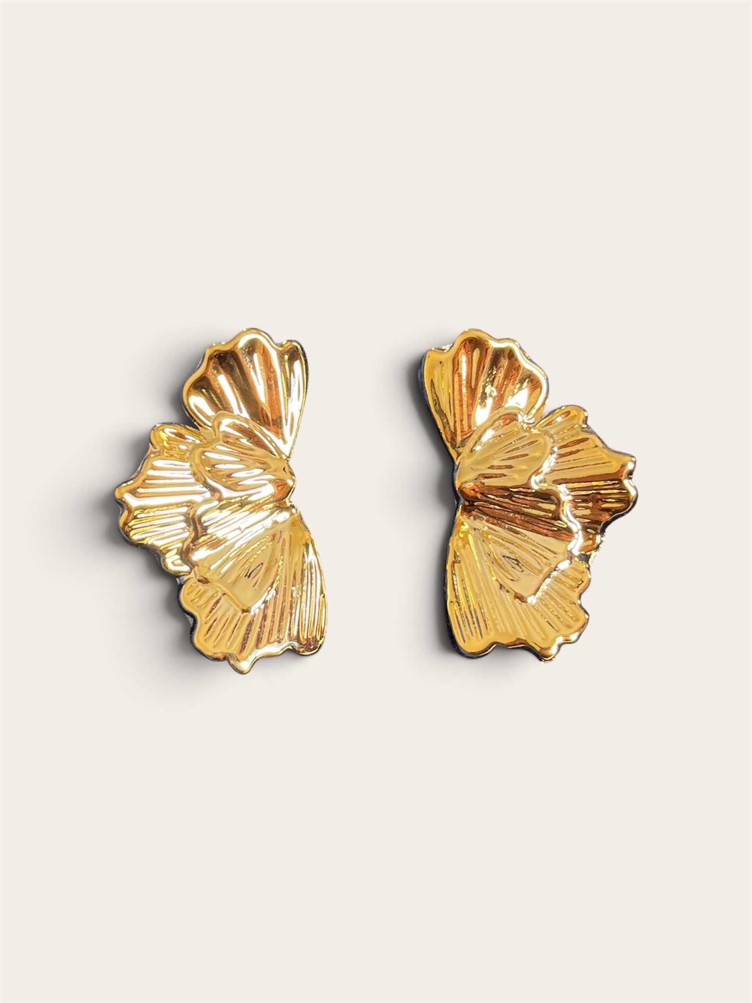 Golden Flower Petal Earrings_img_0