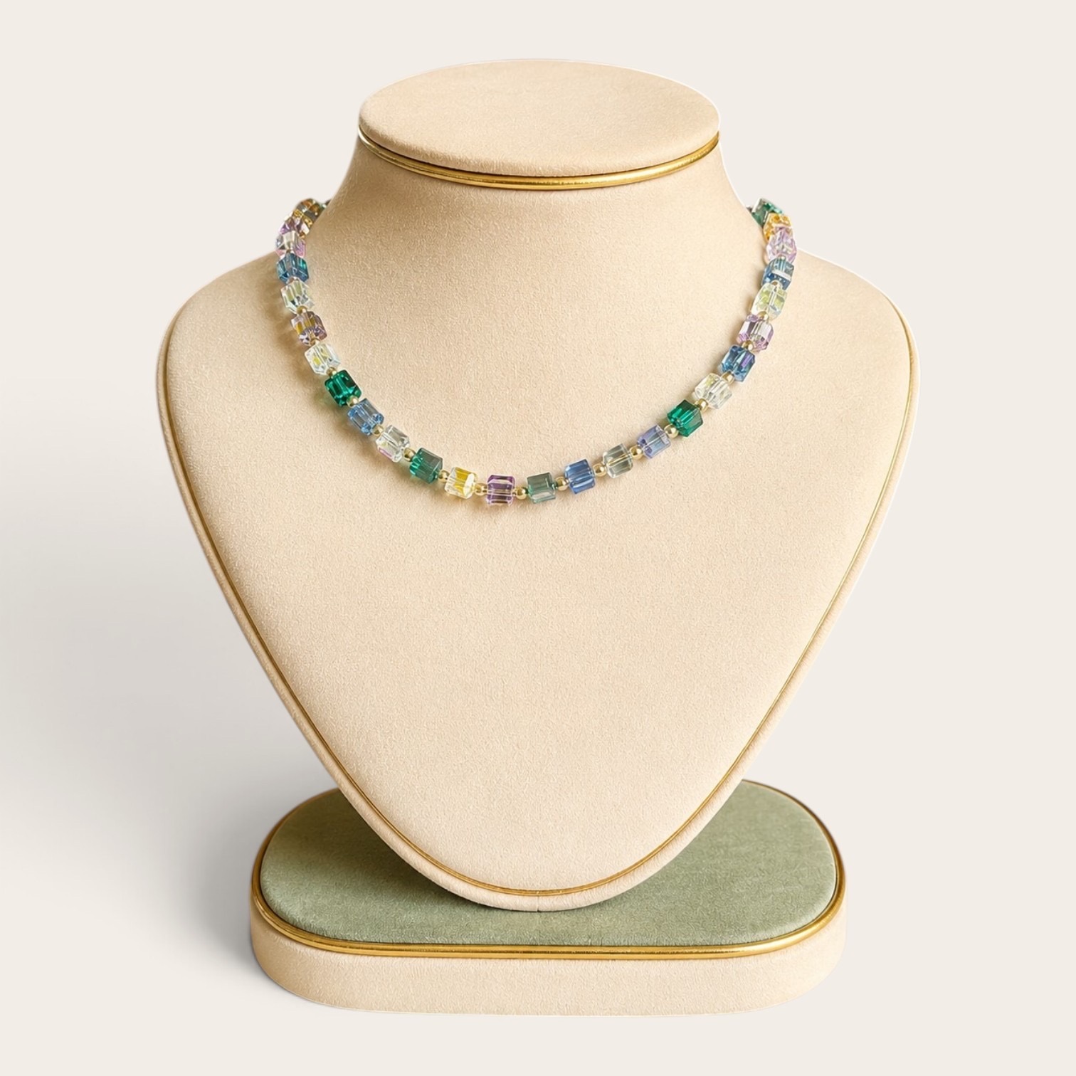 Sparkling Cube Stone Party Necklace_img_2