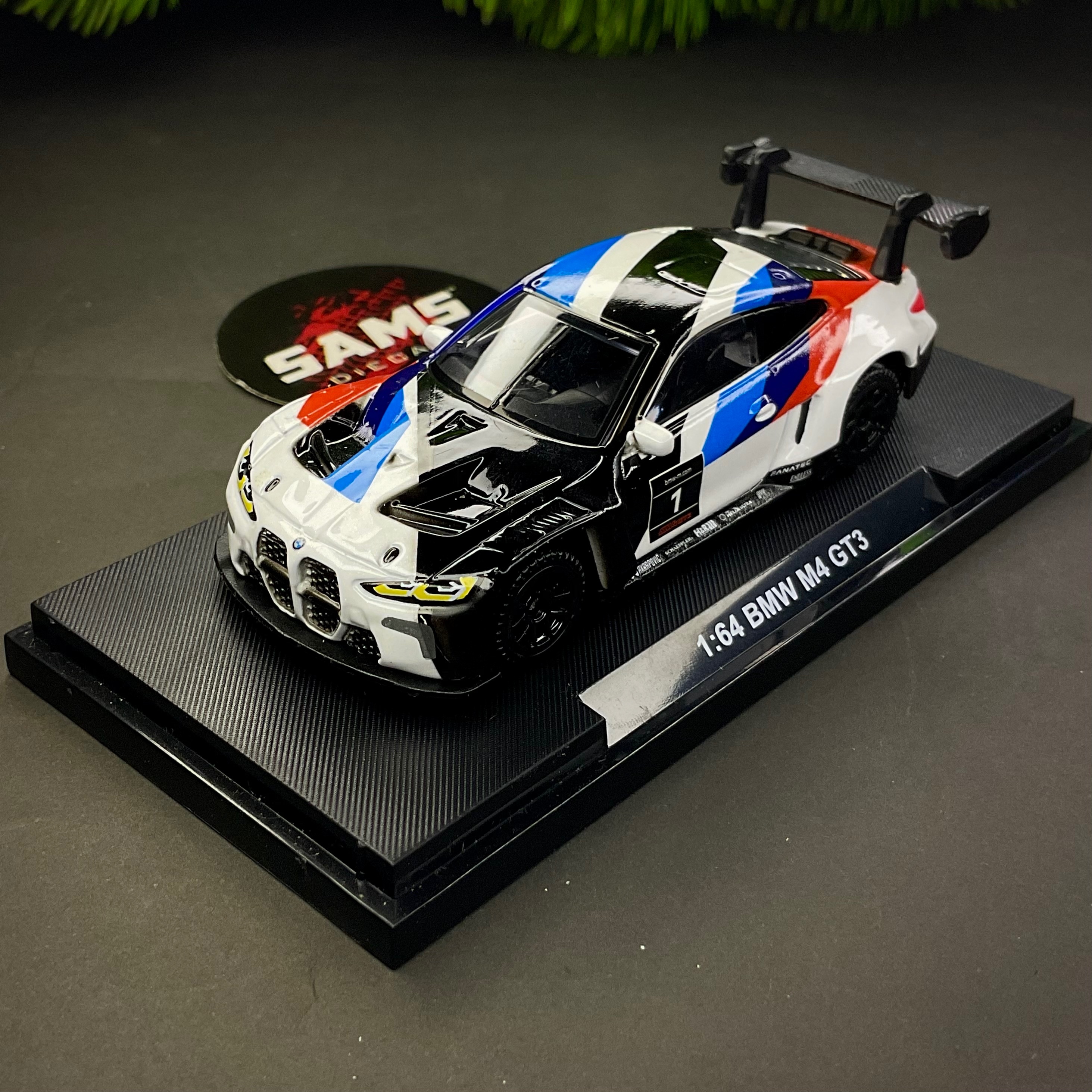 Pre-order || BMW M4 GT3 thumbnail 4