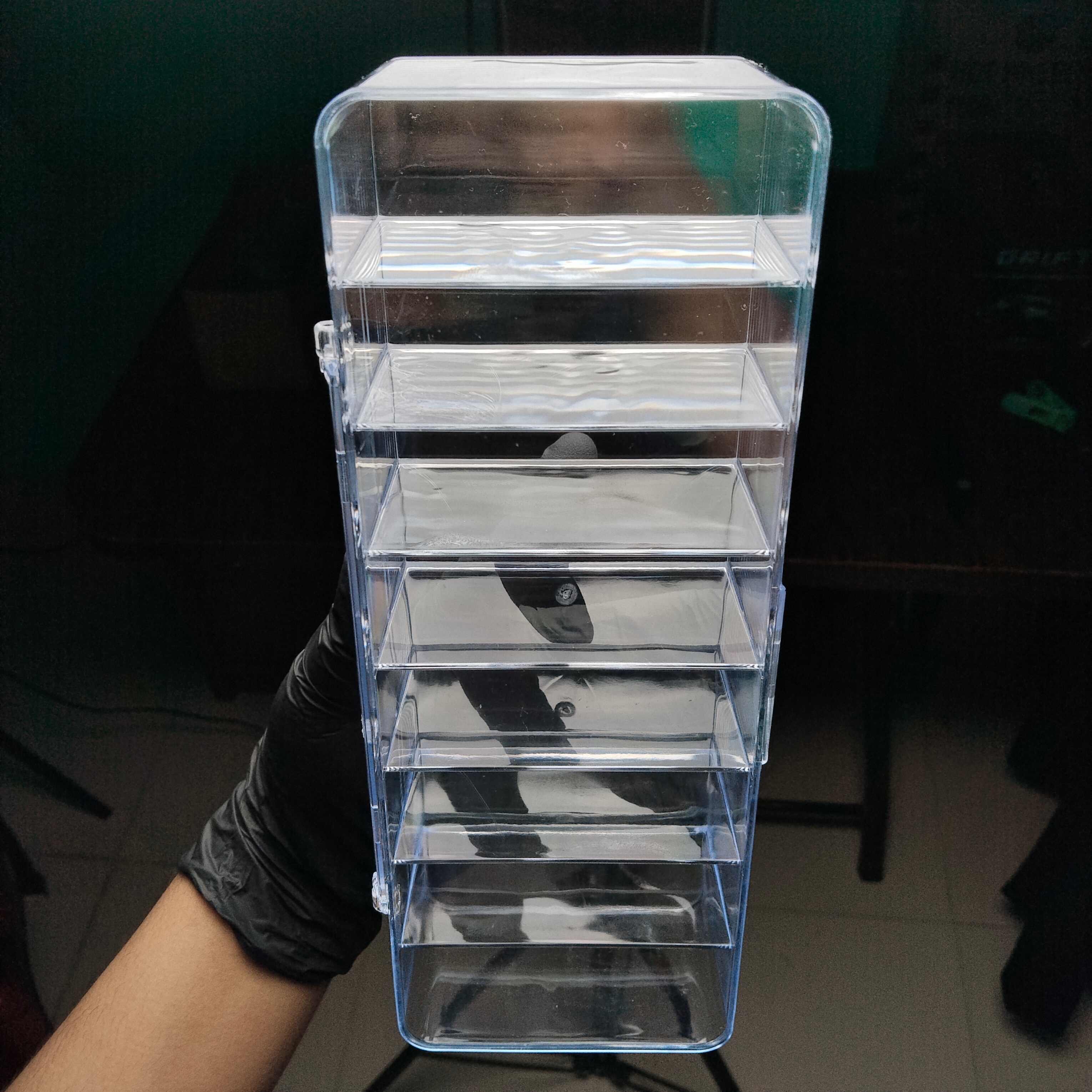 1:64 Clear Acrylic Display Case (8 Slot) Imported