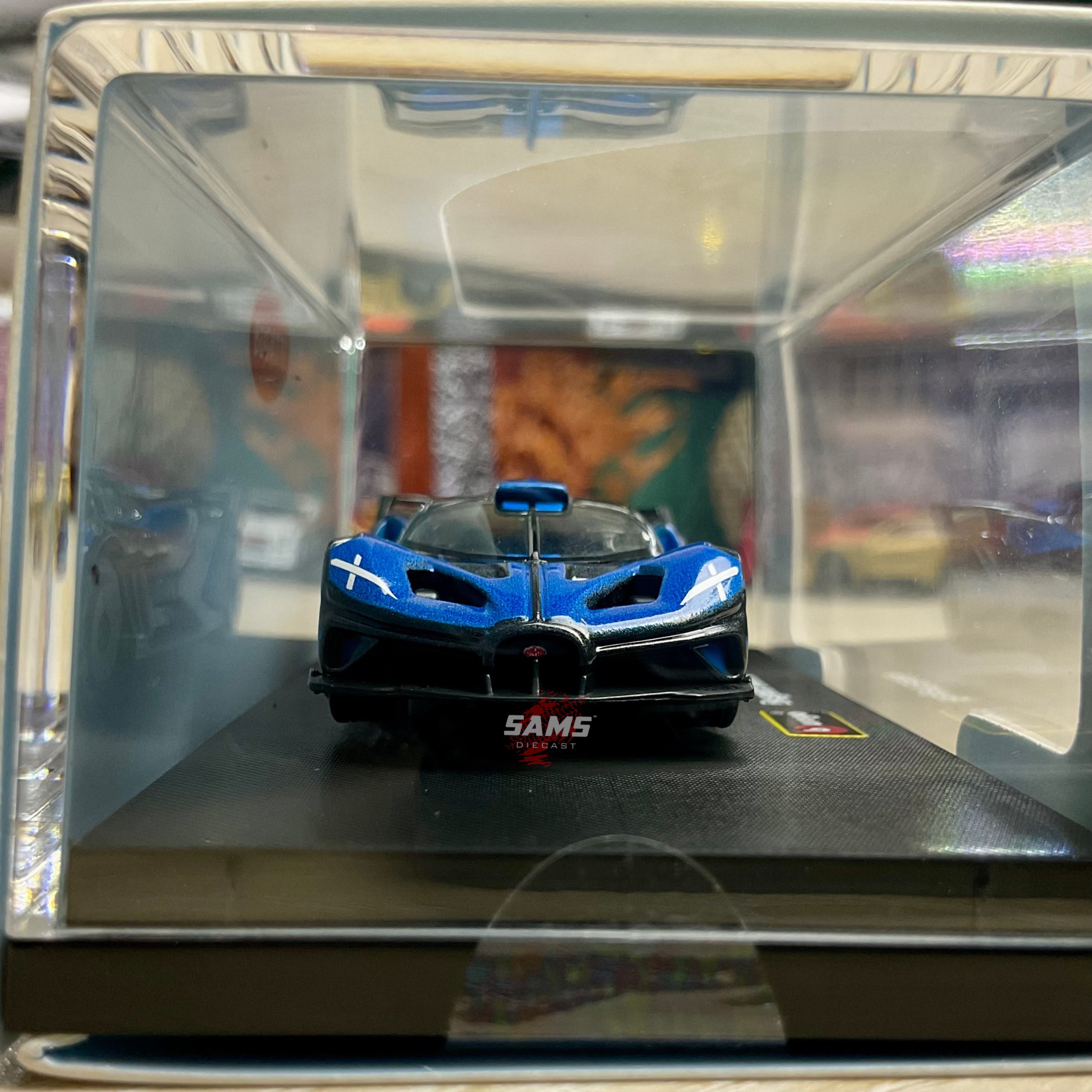 Pre-order || Bburago Premium - Bugatti Bolide thumbnail 3
