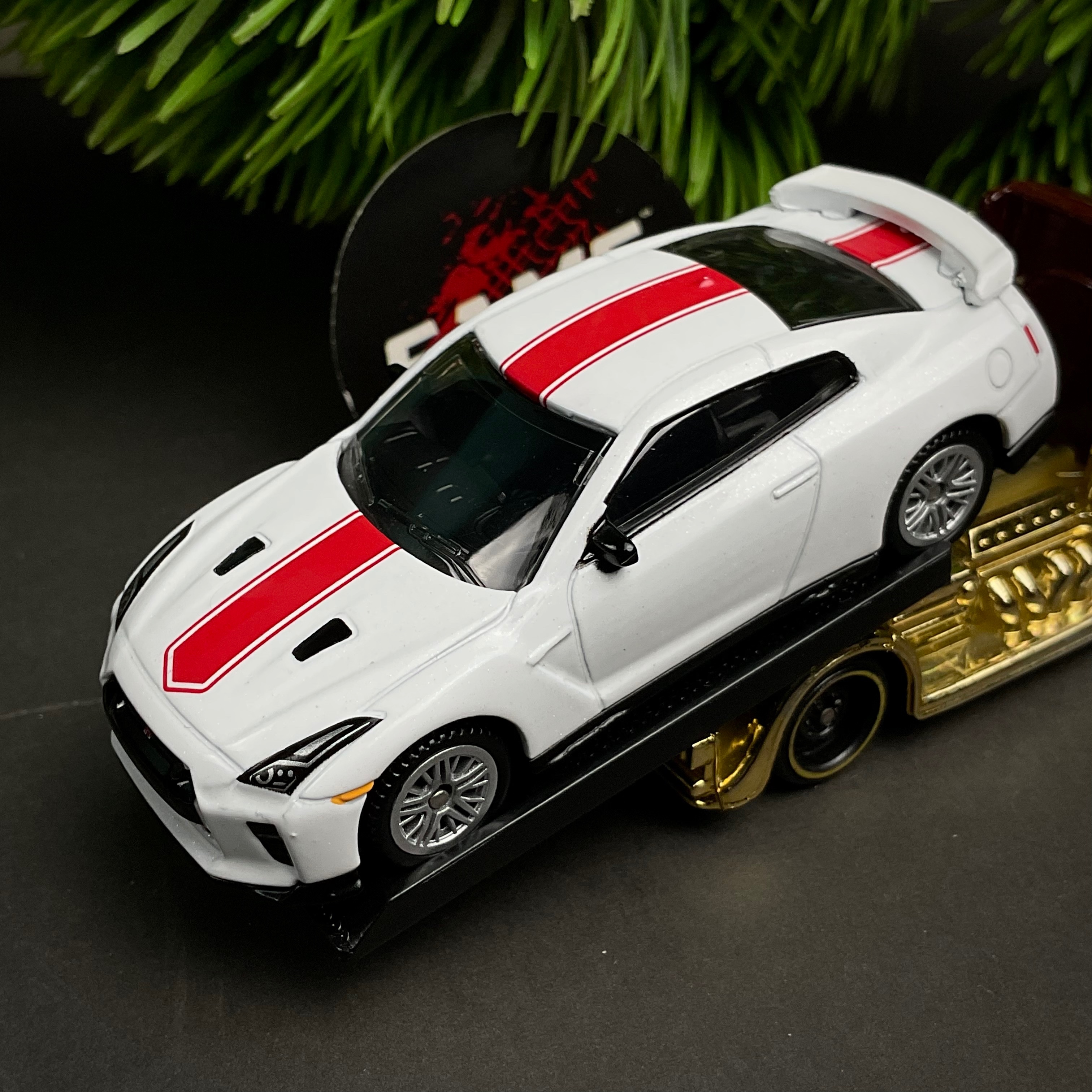 Pre-order || Nissan GT-R R35 50th Anniversary thumbnail 4